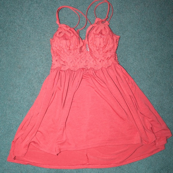 Dresses & Skirts - Coral Mini Dress